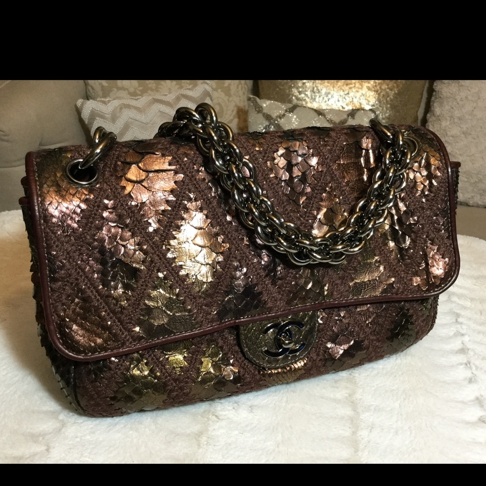 Chanel bronze metal python crochet bag - Picture 3 of 15